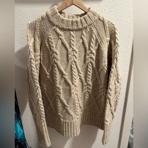 Hm chunky thick cable knit sweater